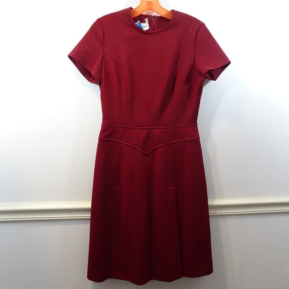 Vintage 1970s Parkshire Dress Short Sleeve Shift Maroon Red Box Pleat Modest